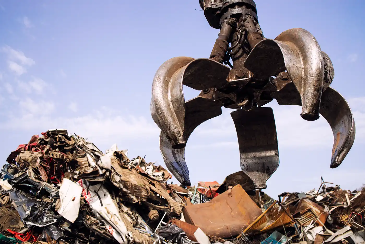 General metal pickup service for mixed scrap loads in Sydney